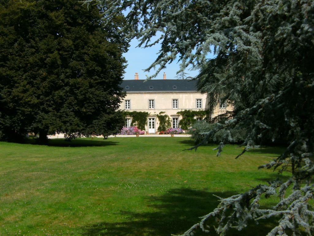 Château de la Marronnière Acomodação com café da manhã Aizenay Exterior foto